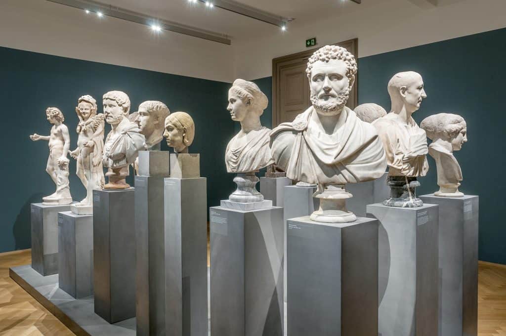 Blick in den Skulpturensaal im zweiten Obergeschoss. Foto: Herzog Anton Ulrich-Museum