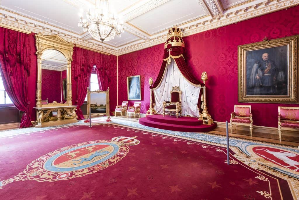 Jubilä­ums­bro­schüre über das Schloss­mu­seum