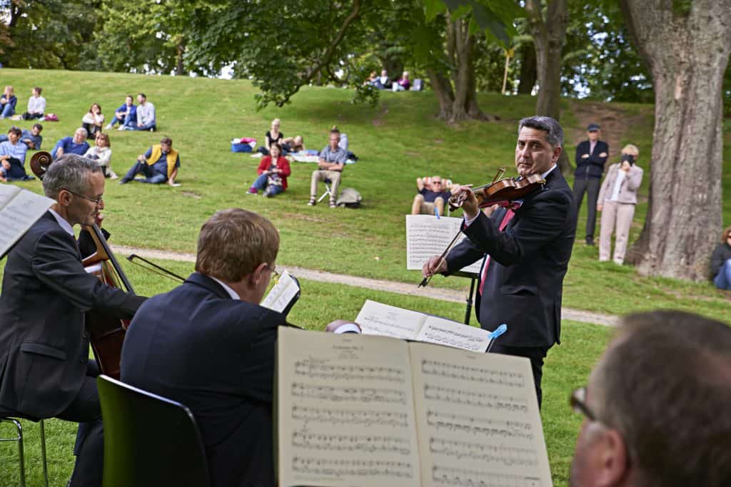 Open-Air-Bühne im Theater­park öffnet