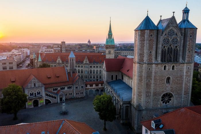 Der Burgplatz fehlt bei kaum einer Stadtführung. Foto: Stadtmarketing/Johannes Berger