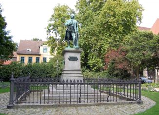 Der „Kleine“ Lessingplatz mit dem Lessing-Denkmal. Foto: Thomas Oswald