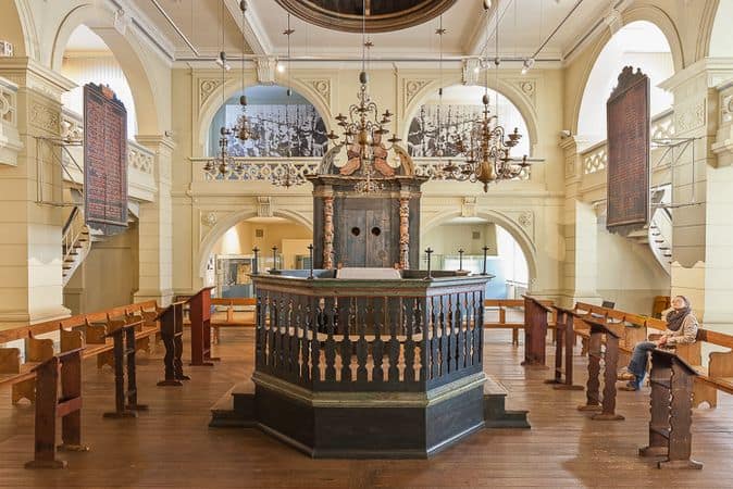 Inneneinrichtung der Hornburger Synagoge. Foto: Braunschweigisches Landesmuseum/Marek Kruszewski