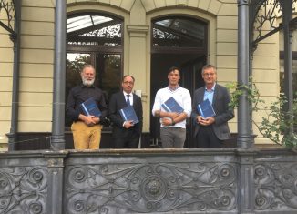 Andreas Kämper, Tobias Henkel, Prof. Holger Ziegler und Norbert Velten präsentierten die Broschüre „Chancen erkennen, neue Wege gehen“ im Haus der Braunschweigischen Stiftungen. Foto: Der Löwe