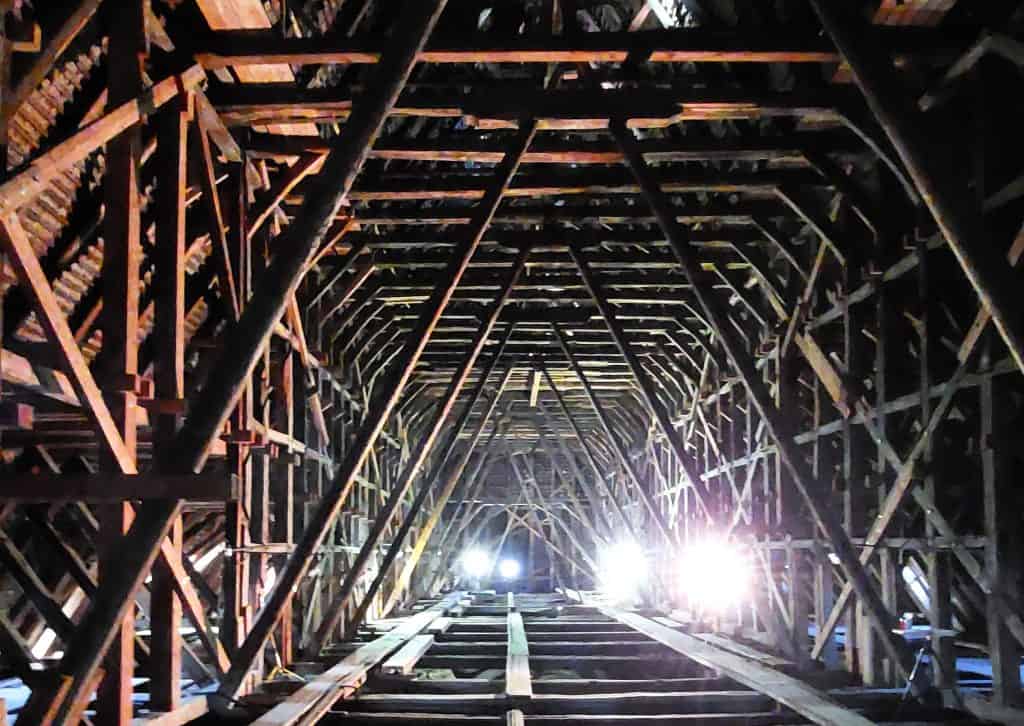 Hölzerne Dachkon­struk­tion von St. Aegidien ist älter als 500 Jahre