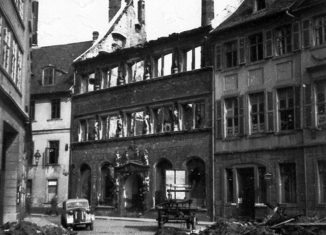 Die Ruine des Martineums mit dem Portal. Foto: Nieders. Landesamt f. Denkmalpflege