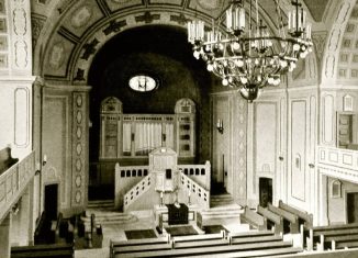 Postkarte vom Chorraum der Jakobikirche nach der Fertigstellung. Foto: Sammlung Reinhard Bein