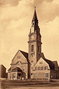 Postkarte von der Jakobikirche nach ihrer Fertigstellung. Foto: Sammlung Reinhard Bein.