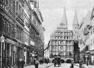 Poststraße mit Gewandhaus, Postkarte um 1900: Foto: privat