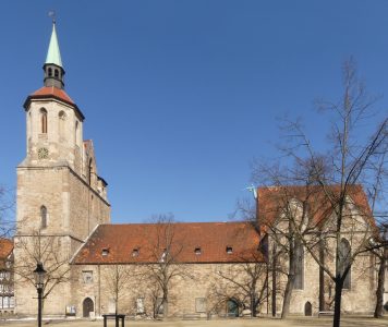 Zugemauerte Fenster auf der Südseite der Magnikirche. Foto: Elmar Arnhold