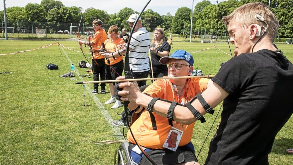 Bundes­ju­gend­treffen in Braun­schweig: Gehörlose messen sich inklusiv