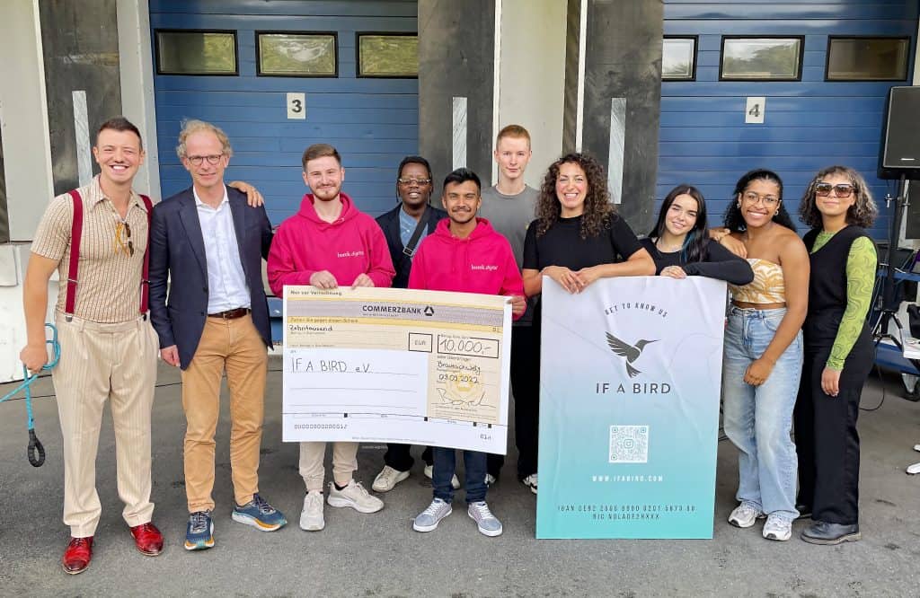 Borek spendet 10.000 Euro an „if a bird e.V.”