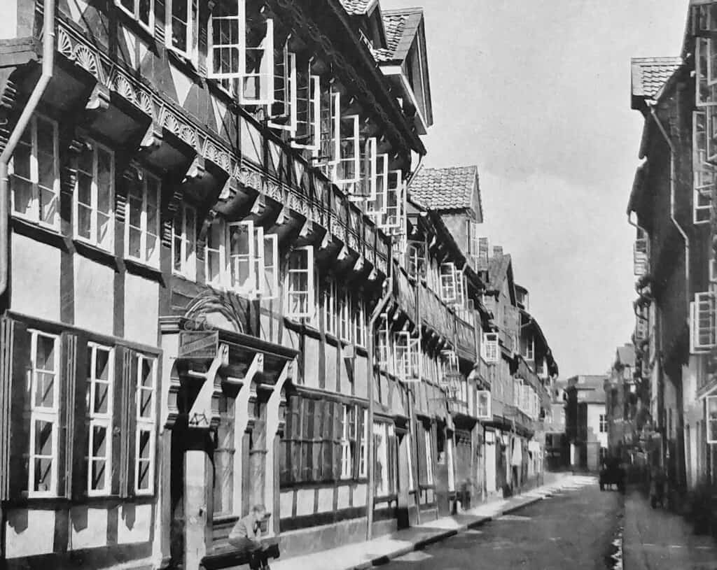 Fachwerk­pa­rade an der Langen Straße