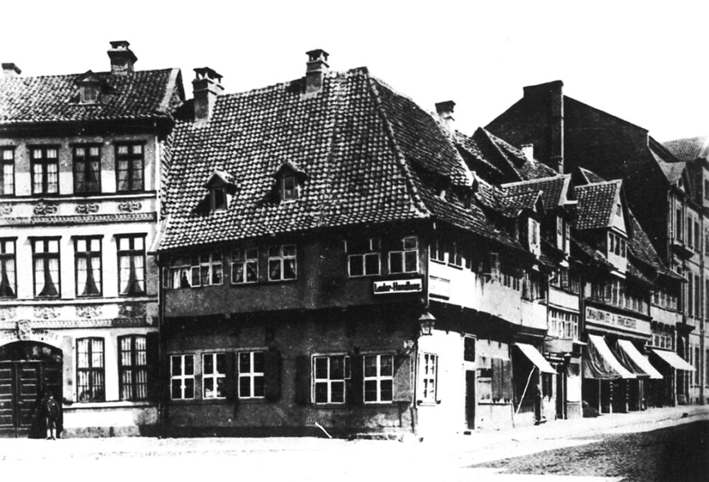 Perlen der August­straße