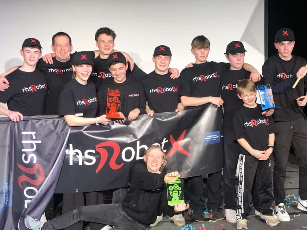 Braun­schweiger Schüler kamen mit Roboter „Salty“ bis ins Finale