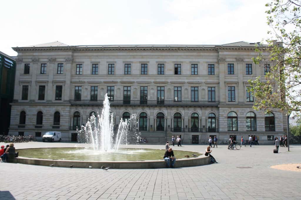 Das Ja zur Schloss­re­kon­struk­tion
