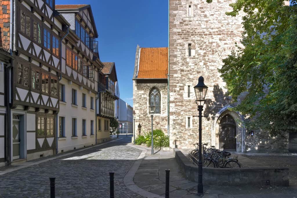 Eine Kirche für Arme, Fremde und Verbannte