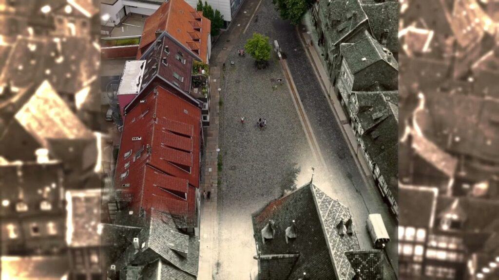 Blick von der Andre­as­kirche herab