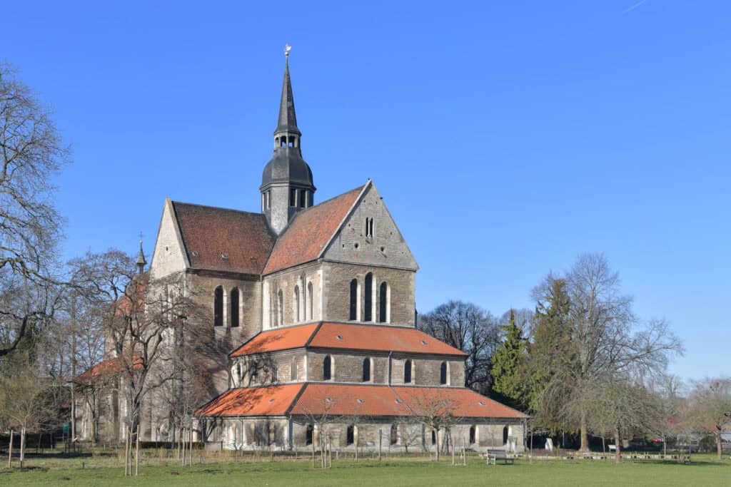 Das doppelte Jubiläum der Kloster­kirche Riddags­hausen