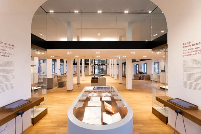 Das Foyer des Georg-Eckert-Institutes in der Villa von Bülow. Foto: Christian Bierwagen