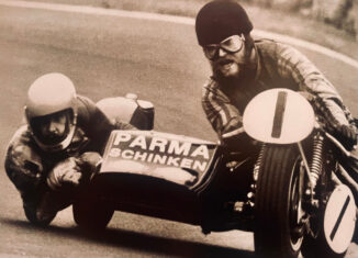 Carl Heinz „Ente“ Stiddien und Thomas Baader im Beiwagen. Foto: Sammlung Stiddien