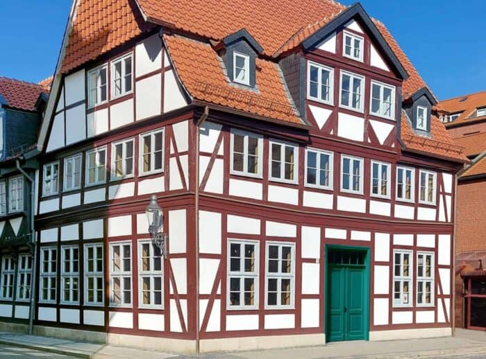 Ackerhof 2 nach der denkmalgerechten Sanierung. Foto: Elmar Arnhold