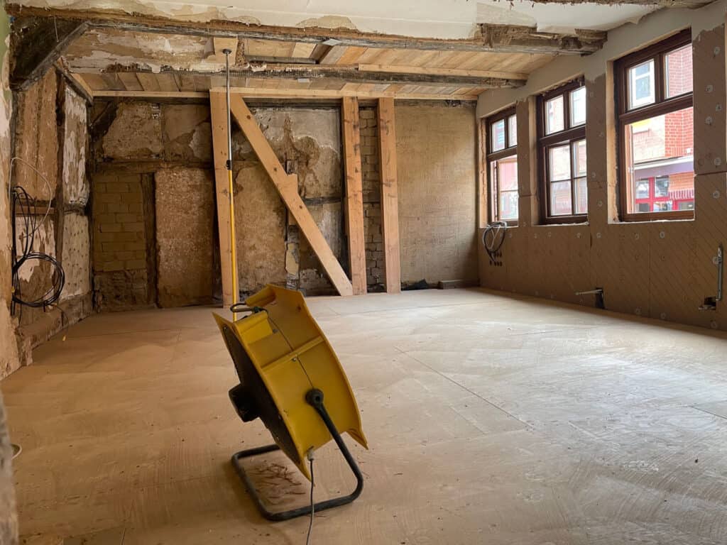 Die Geschäftsräume der Deutsche Bank Immobilien entstehen. Foto: Der Löwe