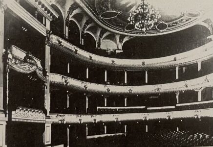 Blick in die ursprünglichen Zuschauerränge. Foto: aus Broschüre der Gesellschaft der Staatstheaterfreunde (1998)