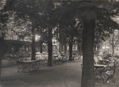 Historische Ansicht des Biergartens. Foto: K. Sölter