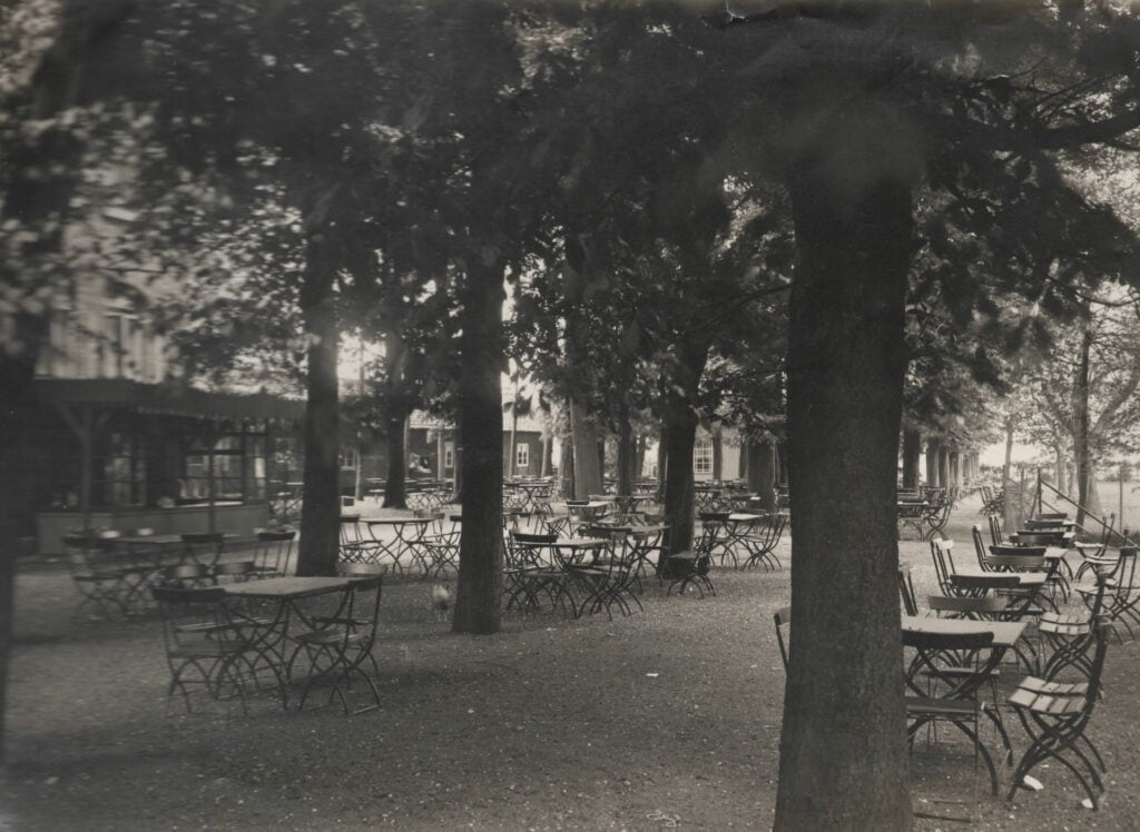 Historische Ansicht des Biergartens. Foto: K. Sölter