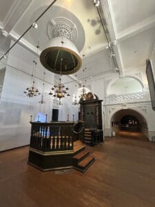 Innenansicht der Hornbürger Synagoge. Foto: Team Der Löwe