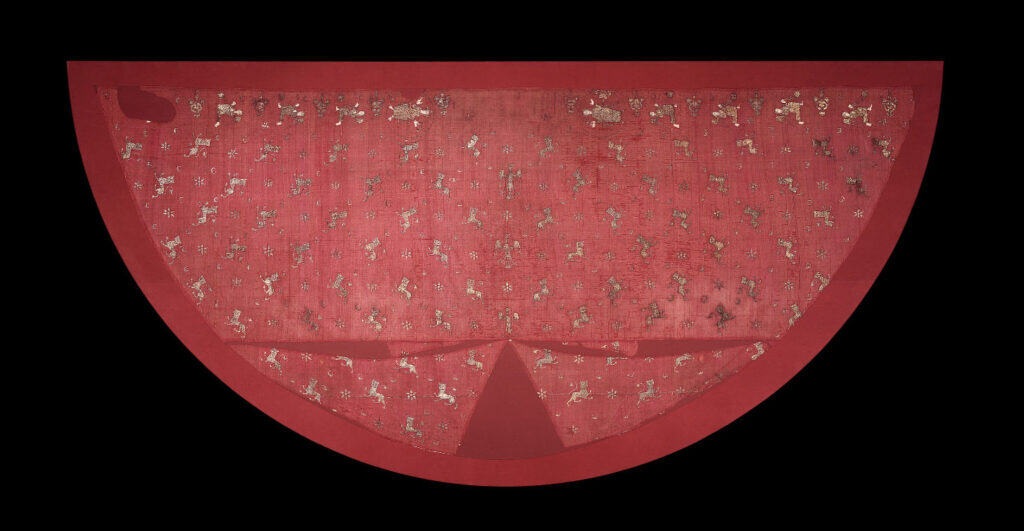 Kaisermantel Ottos IV., Byzanz / England, um 1200. Foto: HAUM/B.P. Keiser