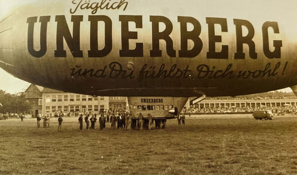 1956 landete der erste Zeppelin auf dem Flughafen. Foto: Archiv Flughafen Braunschweig-Wolfsburg / Screenshot aus „Fliegen und Forschen“