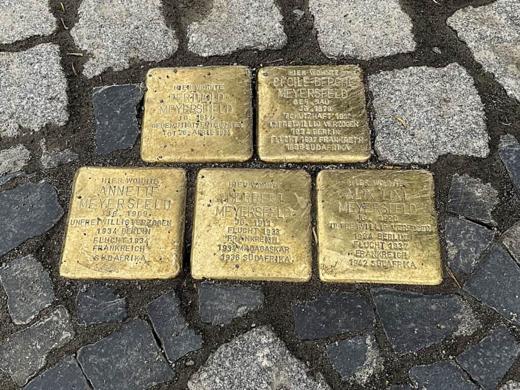 Stolpersteine erinnern an die Meyersfelds